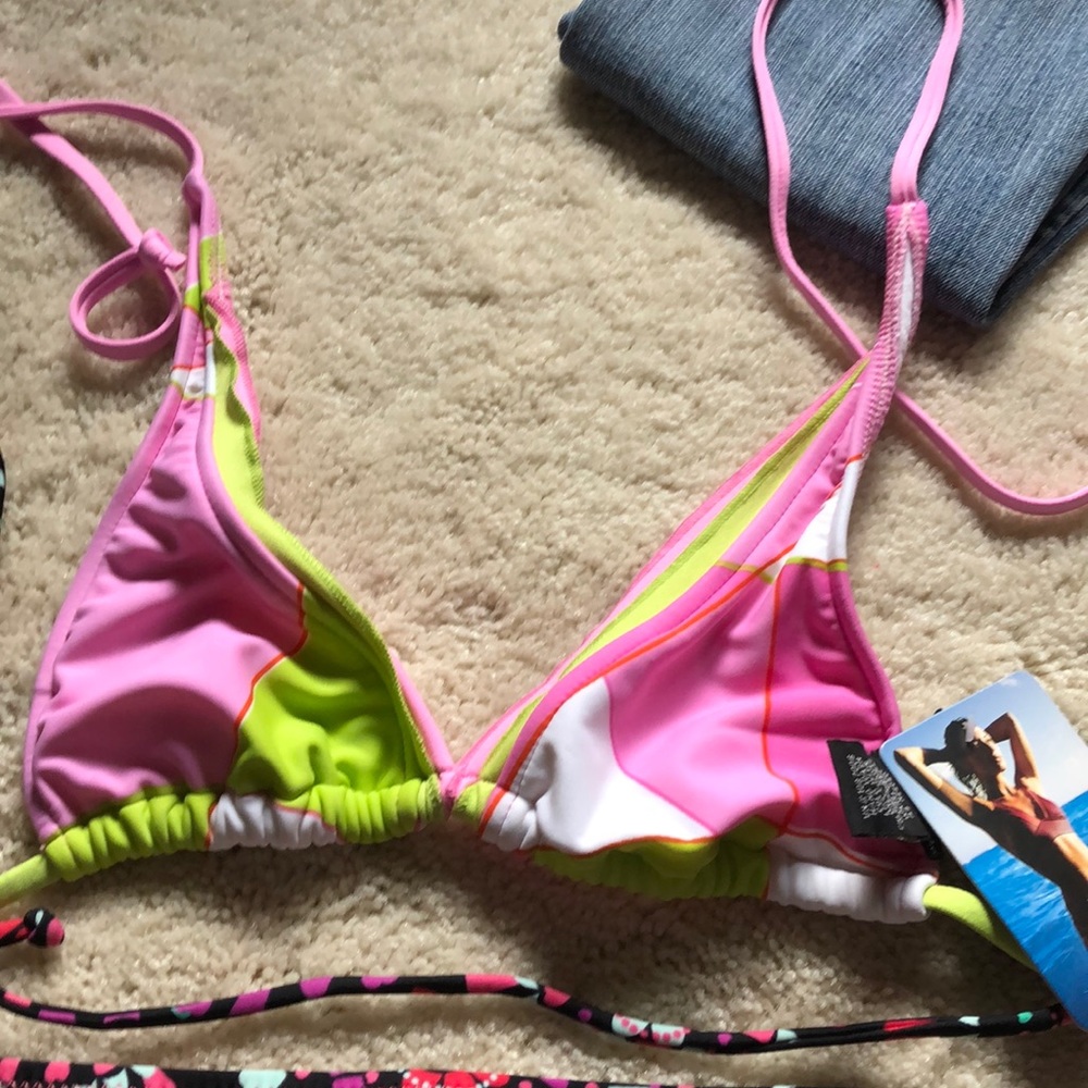 New swim top S